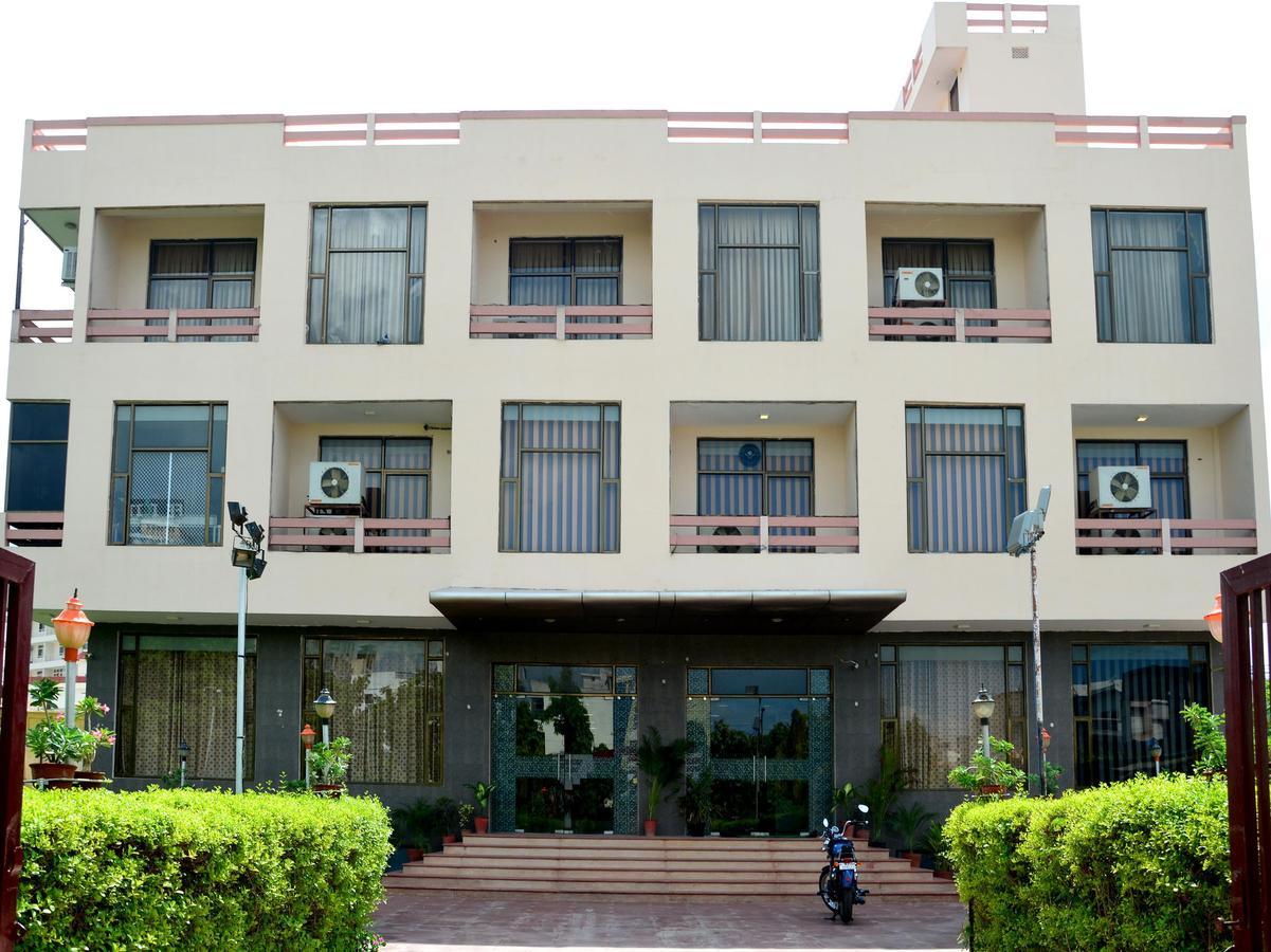 Oyo 6012 Hotel Rockwell Jaipur Ngoại thất bức ảnh